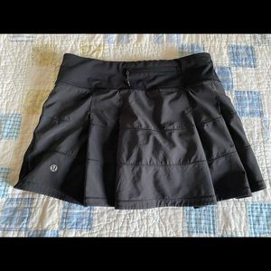 Lululemon size 4 black tennis skort